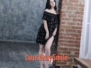 LauraSexySmile