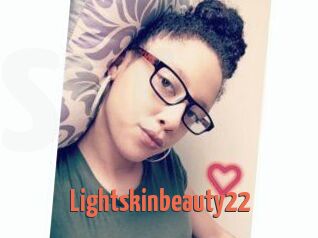 Lightskinbeauty22