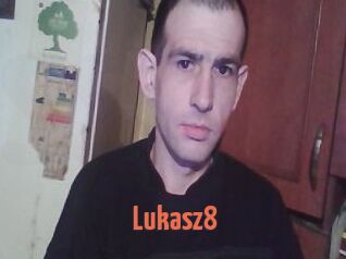 Lukasz8