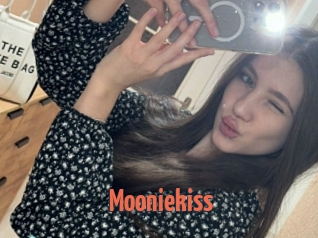 Mooniekiss