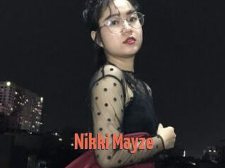 Nikki_Mayze